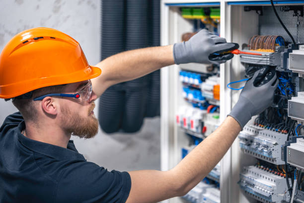 Best Emergency Electrical Repair  in Harristown, IL